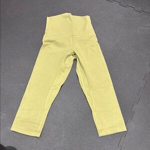 Lululemon Athletica chartreuse Green Leggings Align Fit Cropped